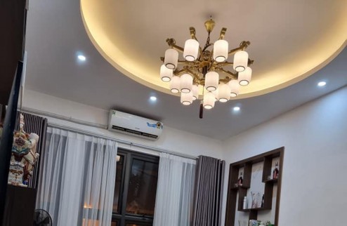 Bán nhà KINH DOANH mặt phố Cao Lỗ - Đông Anh 56m2 x 3T x MT4.5m, giá 8 tỷ, 0836646314.